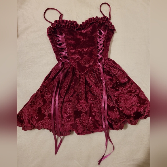 Sugar Thrillz Dresses & Skirts - Sugar Thrillz Fuschia Pink Brocade Velvet Dress